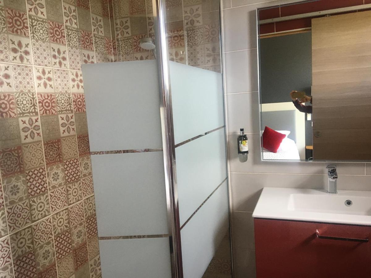 Logis Hotel Restaurant Spa Les Balcons De L'Esperance Limeuil Экстерьер фото